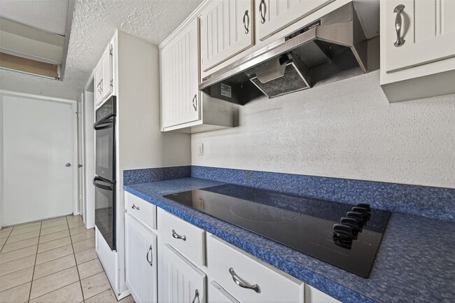 Building Photo - 23107 Bright Star Rd