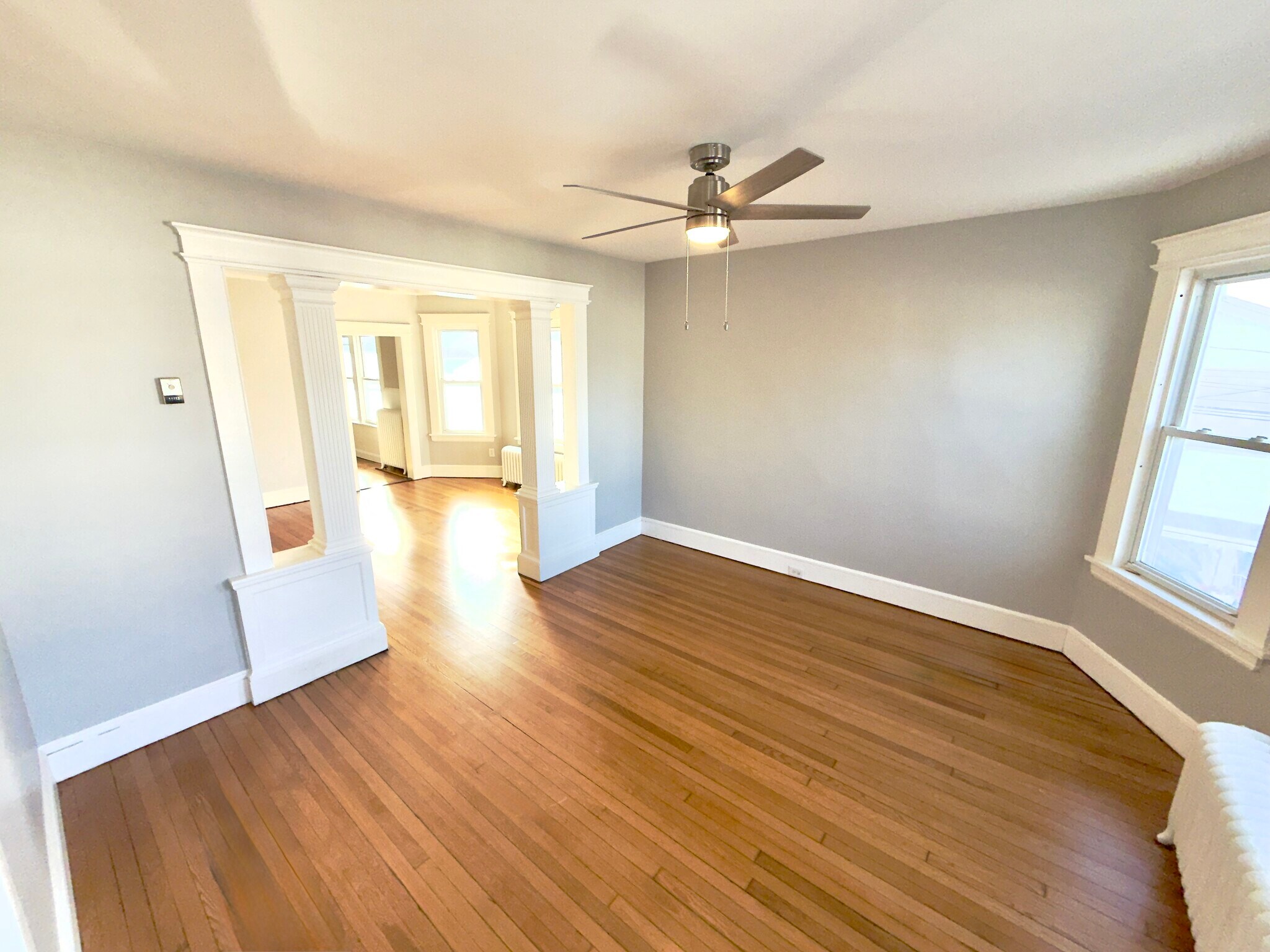 Building Photo - 76 Rose St