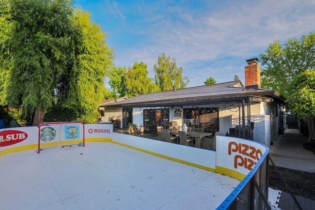 Building Photo - 4763 Golden Rd