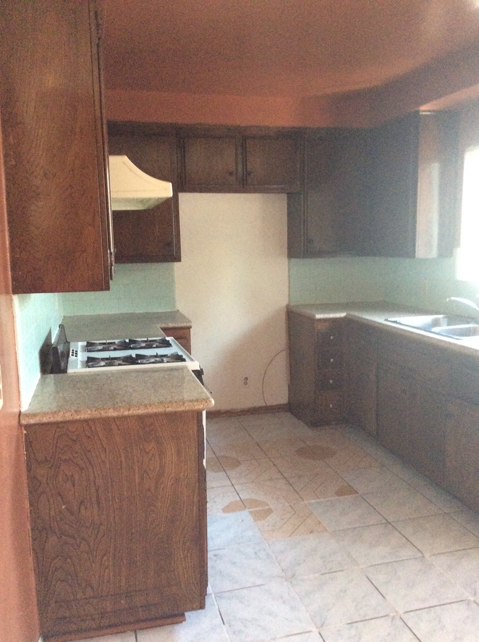 Building Photo - 2218 Lincoln Park Ave