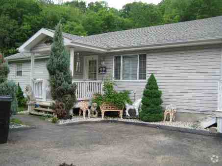 Building Photo - 3303 Spring Haven