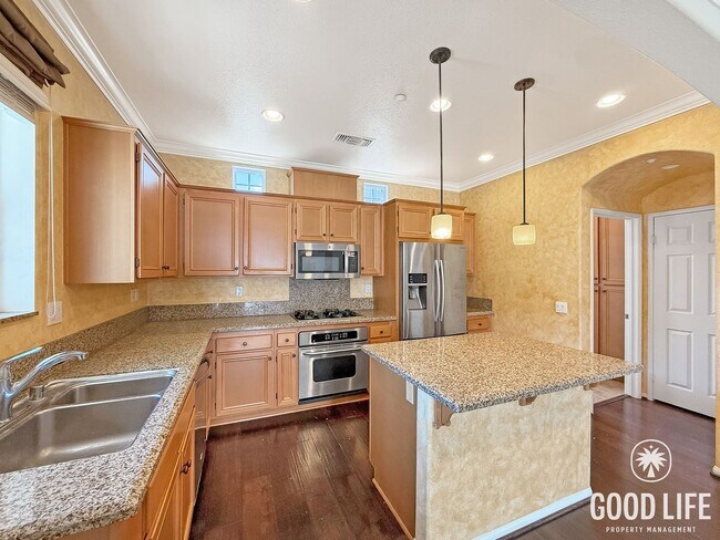 Building Photo - Great 3B/3.5BA Townhome in 4S Ranch!