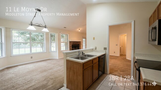 Building Photo - 11 Le Moyne Dr