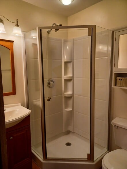 Building Photo - 24 Christine Dr