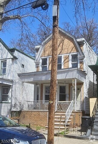 Building Photo - 32 Dwight St