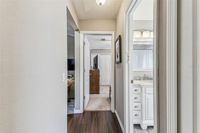 Building Photo - 3843 Bellewater Blvd