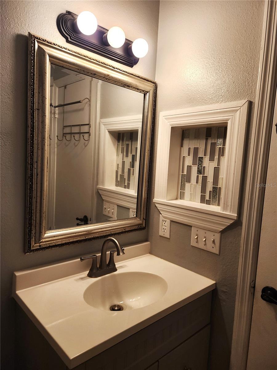 Building Photo - 2033 Quintilis Ct