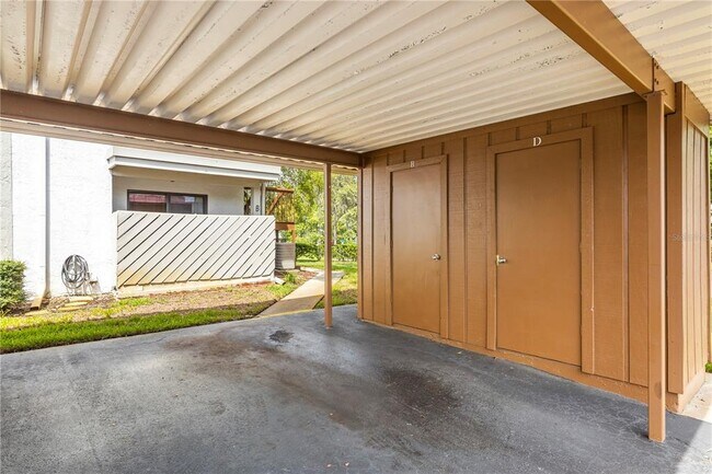 Building Photo - 8023 Feather Ct