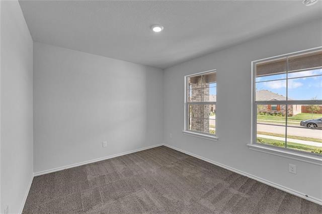 Building Photo - 708 Basteen Ln