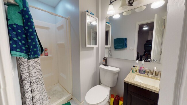 Building Photo - Charming 1BR + Bonus Sunroom - Near Yale, ...