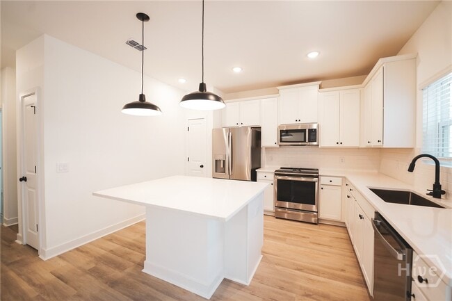 Building Photo - 108 Kingswood Cir