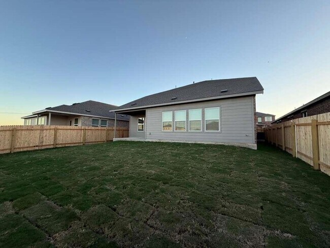 Building Photo - 18022 Lark Sparrow Dr