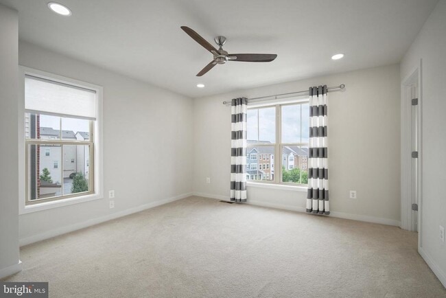 Building Photo - 22601 Merganser St