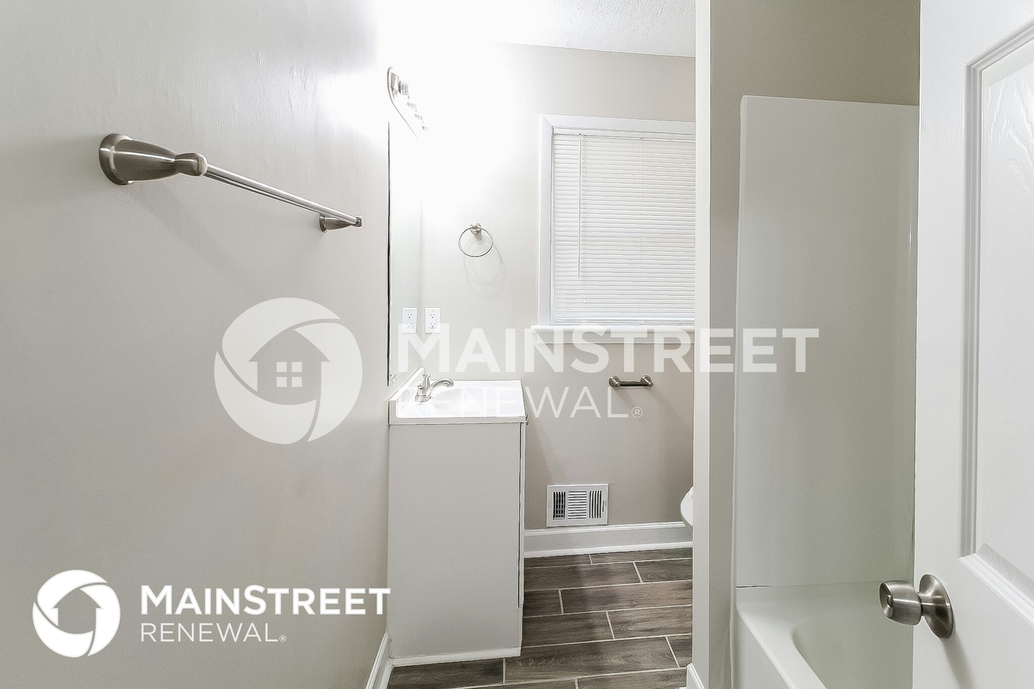 Building Photo - 481 Stephenson Rd