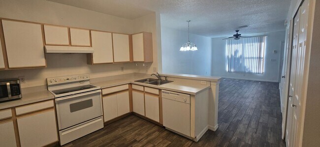 Building Photo - 6559 Osprey Lake Cir