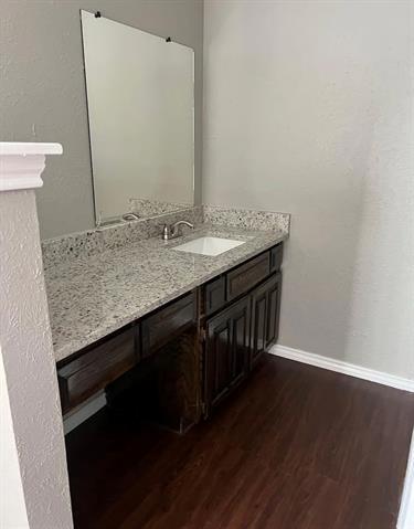 Building Photo - 3012 Barrington Ct