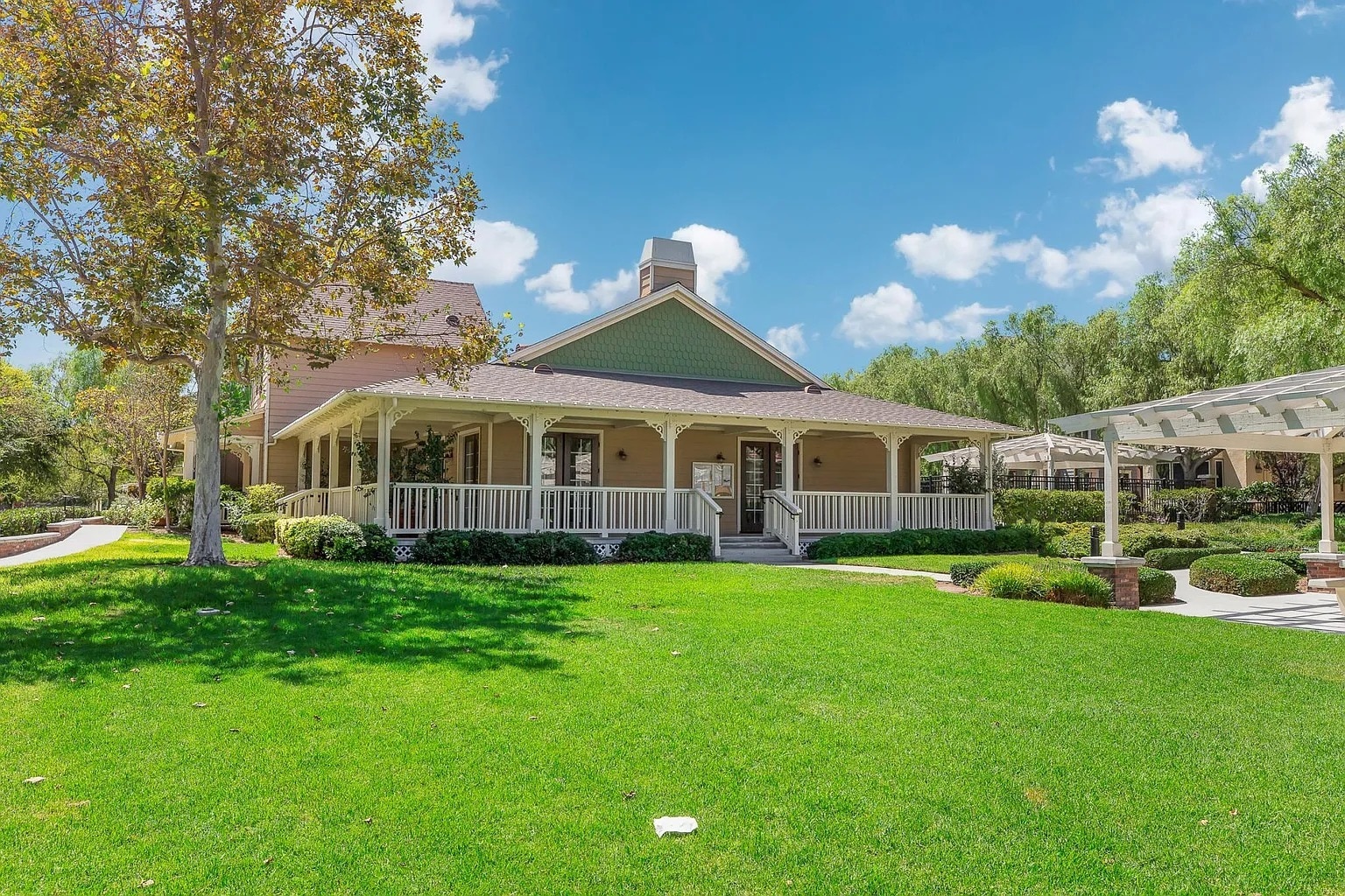 Building Photo - 140 Liberty St