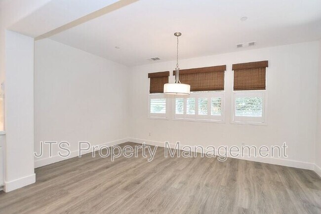 Building Photo - 4988 Amina Fair Way