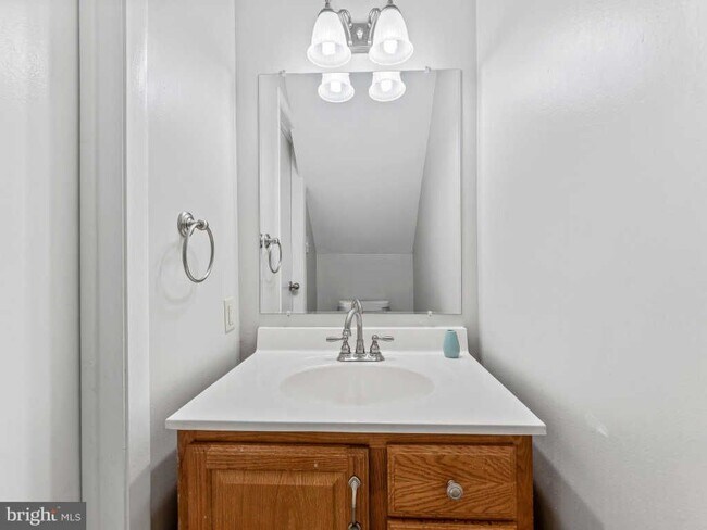 Building Photo - 8956 Skyrock Ct