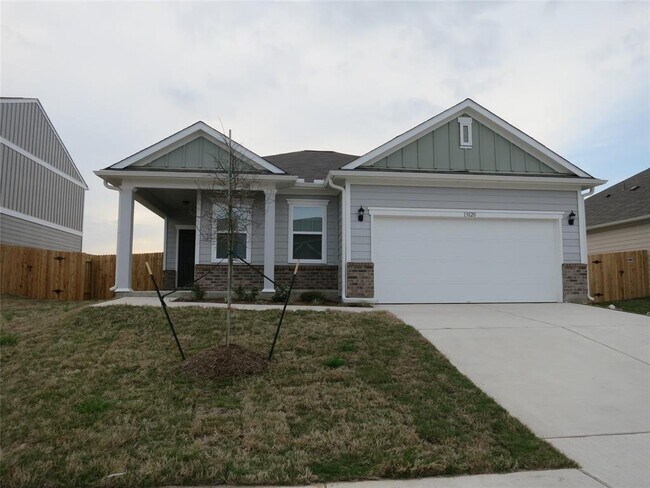 Primary Photo - 13820 Mark Christopher Wy