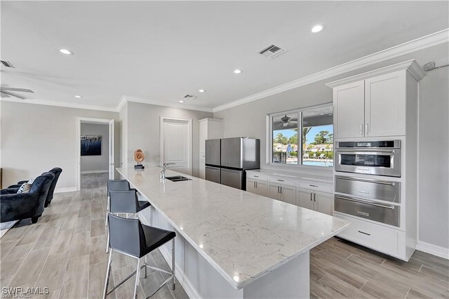 Building Photo - 534 Kamari Cv