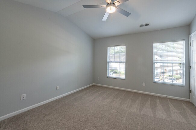 Building Photo - 1732 Sorrell Brook Way