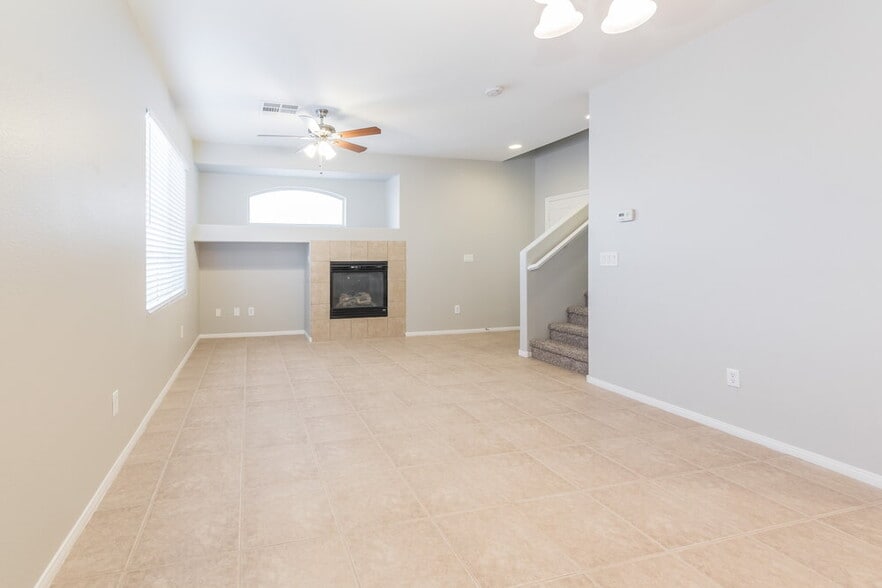Building Photo - 8257 Begonia Blush Dr