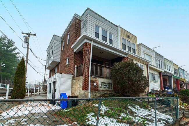 Building Photo - 5700 N 20th St