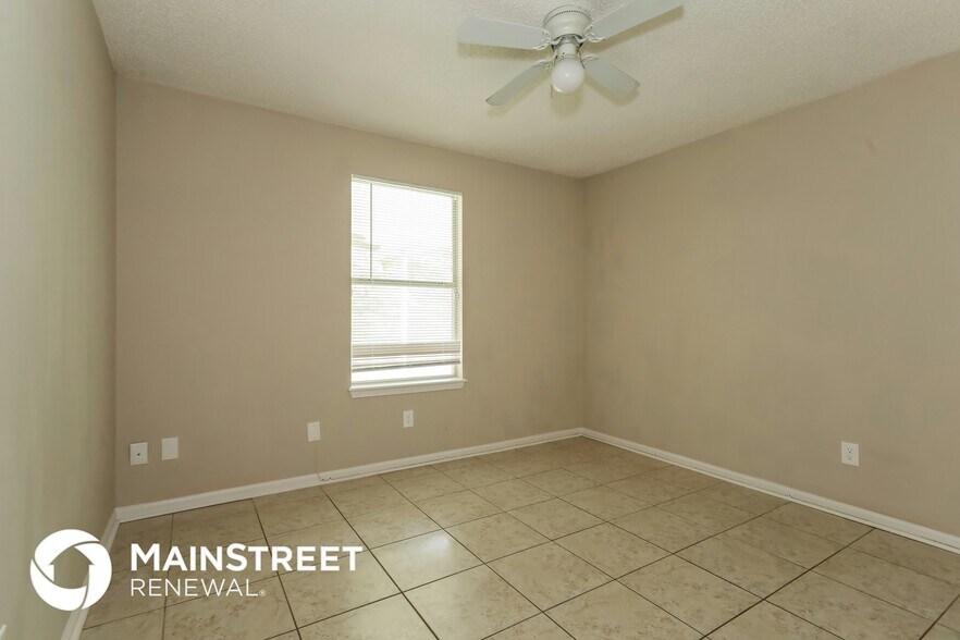 Building Photo - 1864 Sheraton Lakes Cir