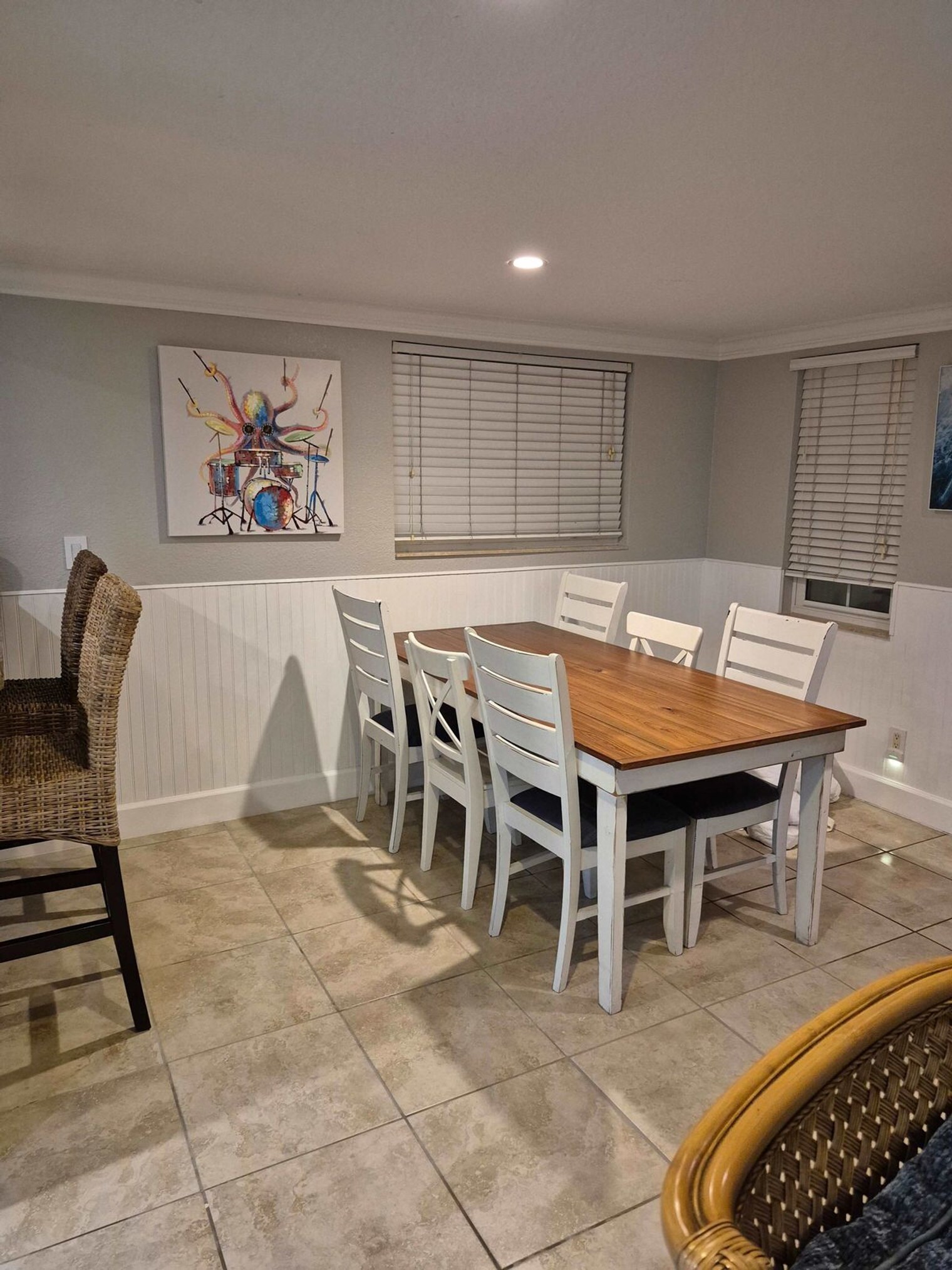 Building Photo - 100 7th St S