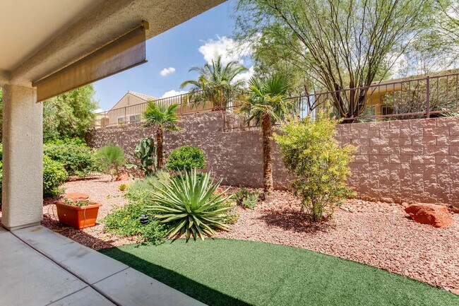Building Photo - Updated 2 Bedroom in Sun City Anthem