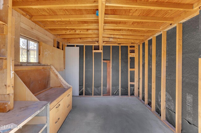 Building Photo - 252 Trinity Pl