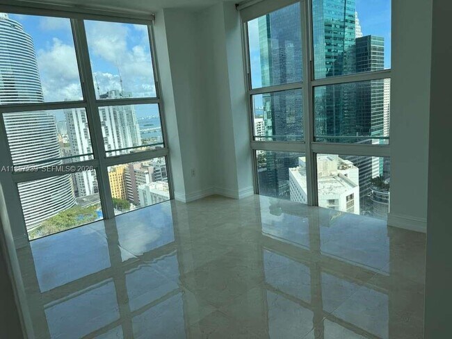 Building Photo - 31 SE 5th St