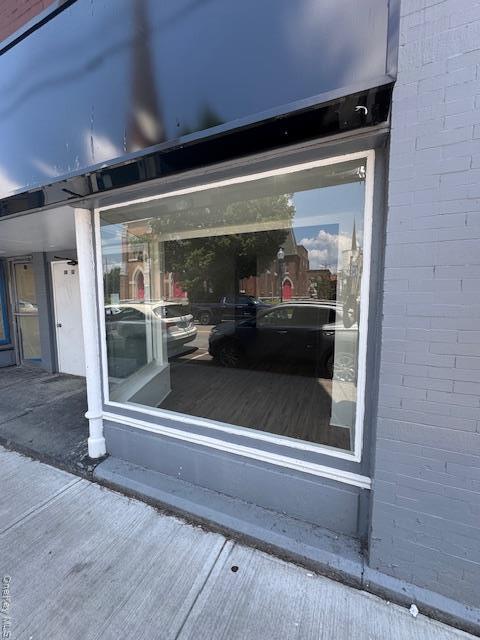 Building Photo - 30 E Main St