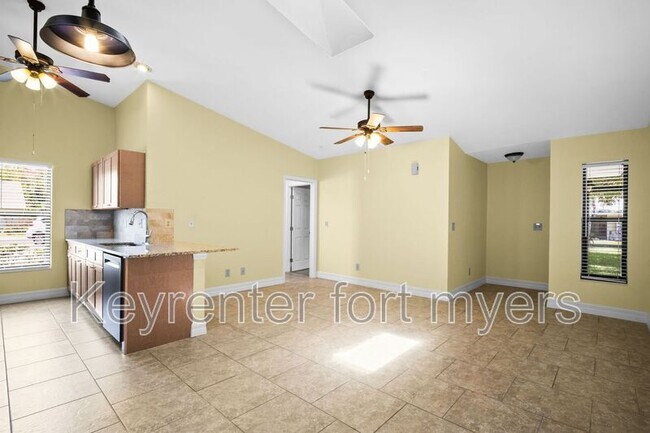 Building Photo - 1417 SW 51st Ln