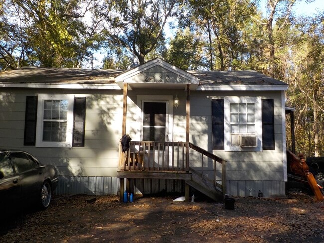 Primary Photo - Cedar Creek Cottage
