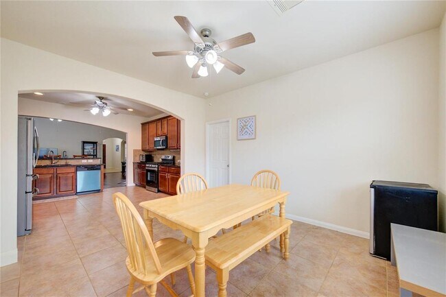 Building Photo - 3306 Windsor Ranch Ln