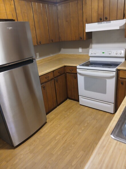 Building Photo - 107 Twin Creek Ct