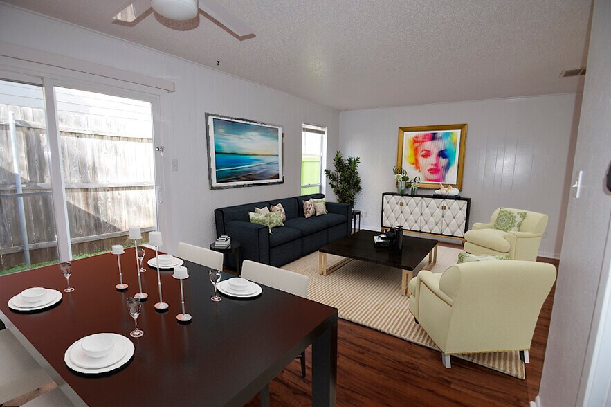 LIving/dining area - 1126 Hollow Creek Dr