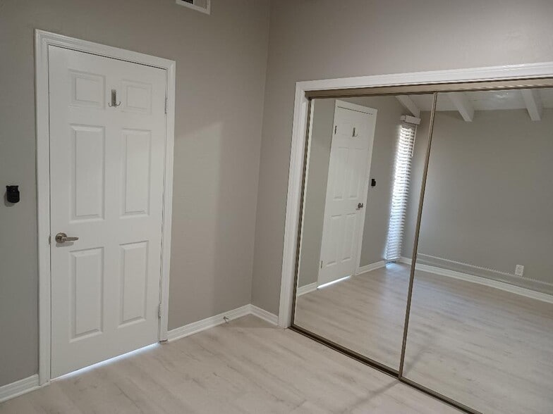 Third Bd rm - 1440 Lambert W Rd