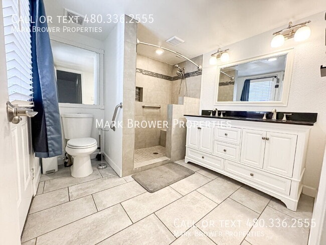 Building Photo - 14027 N Hampstead Dr