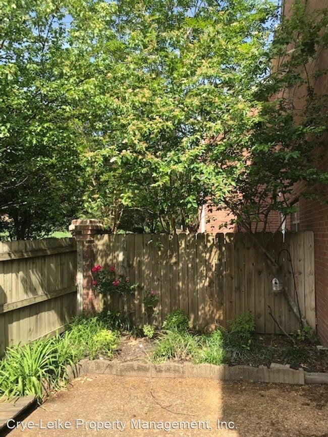 Building Photo - 2 br, 1.5 bath House - 5686 Quince Road # 1