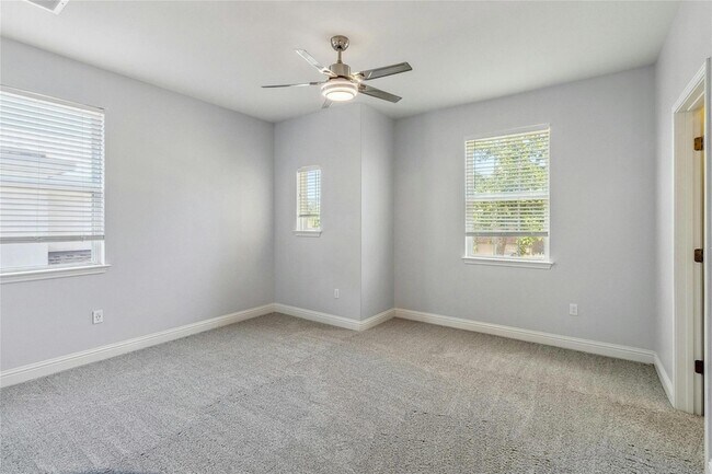 Building Photo - 11813 Quintana Cove