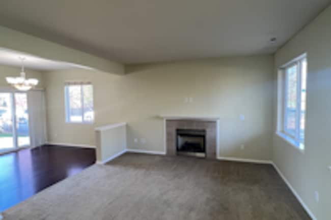 Building Photo - 3bd/2.5ba House in Fife