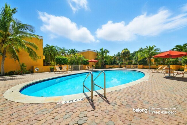 Building Photo - 17901 NW 68th Ave