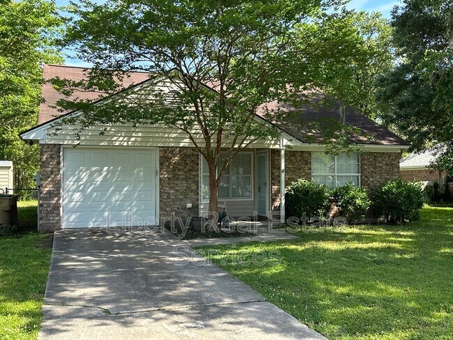 Primary Photo - 815 Osprey Dr