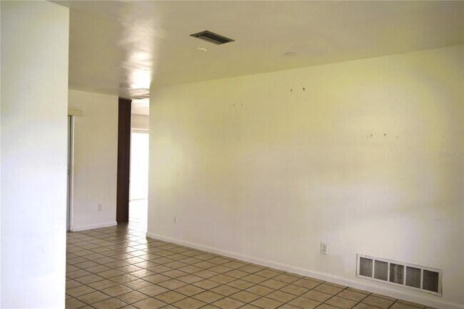 Building Photo - 134 Beechwood Ln