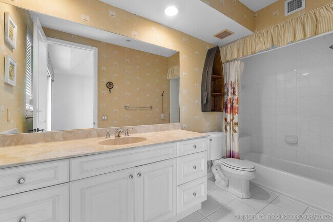 Building Photo - 455 Juno Dunes Way