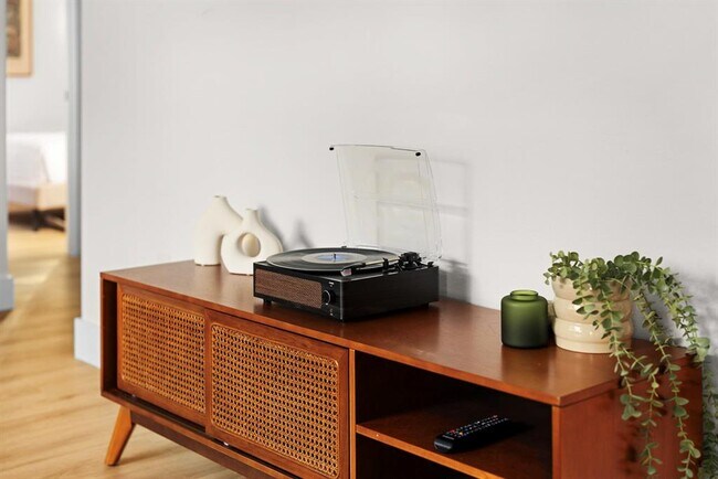 Building Photo - 8814 Laverty Pl