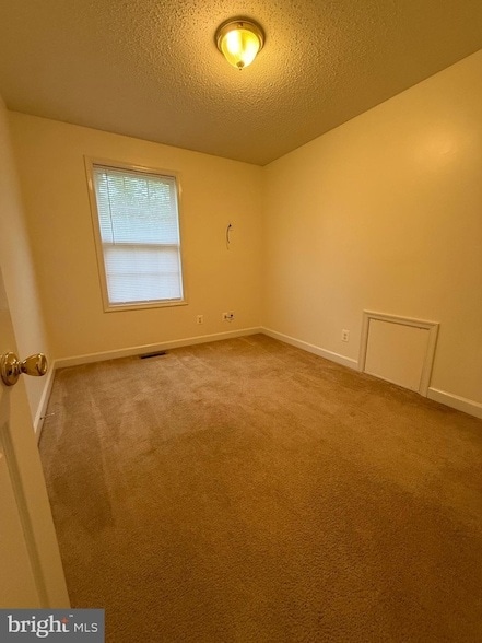 Building Photo - 309 Arlington Dr